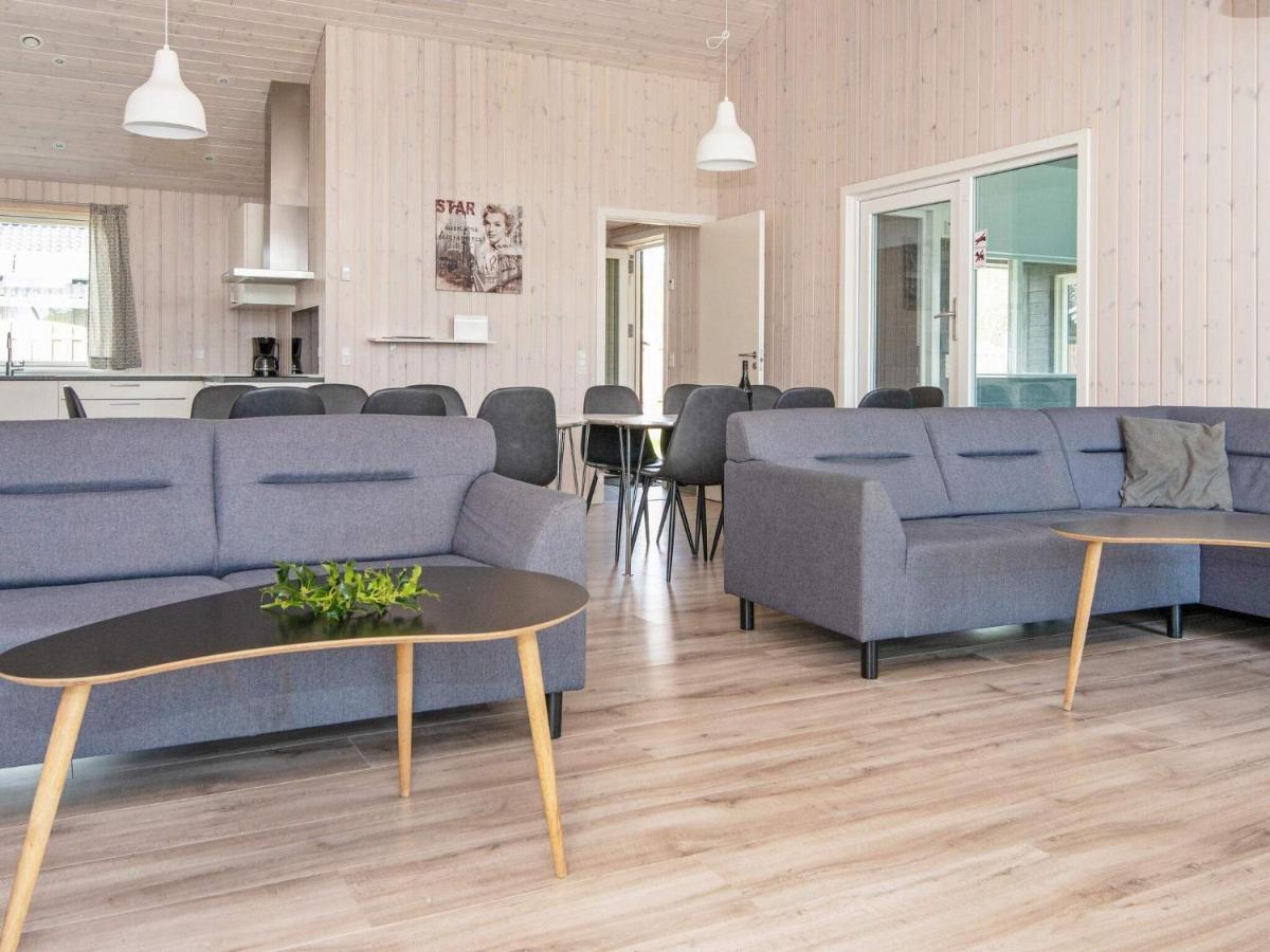 16 Person Holiday Home In R M Rømø Kirkeby Eksteriør billede
