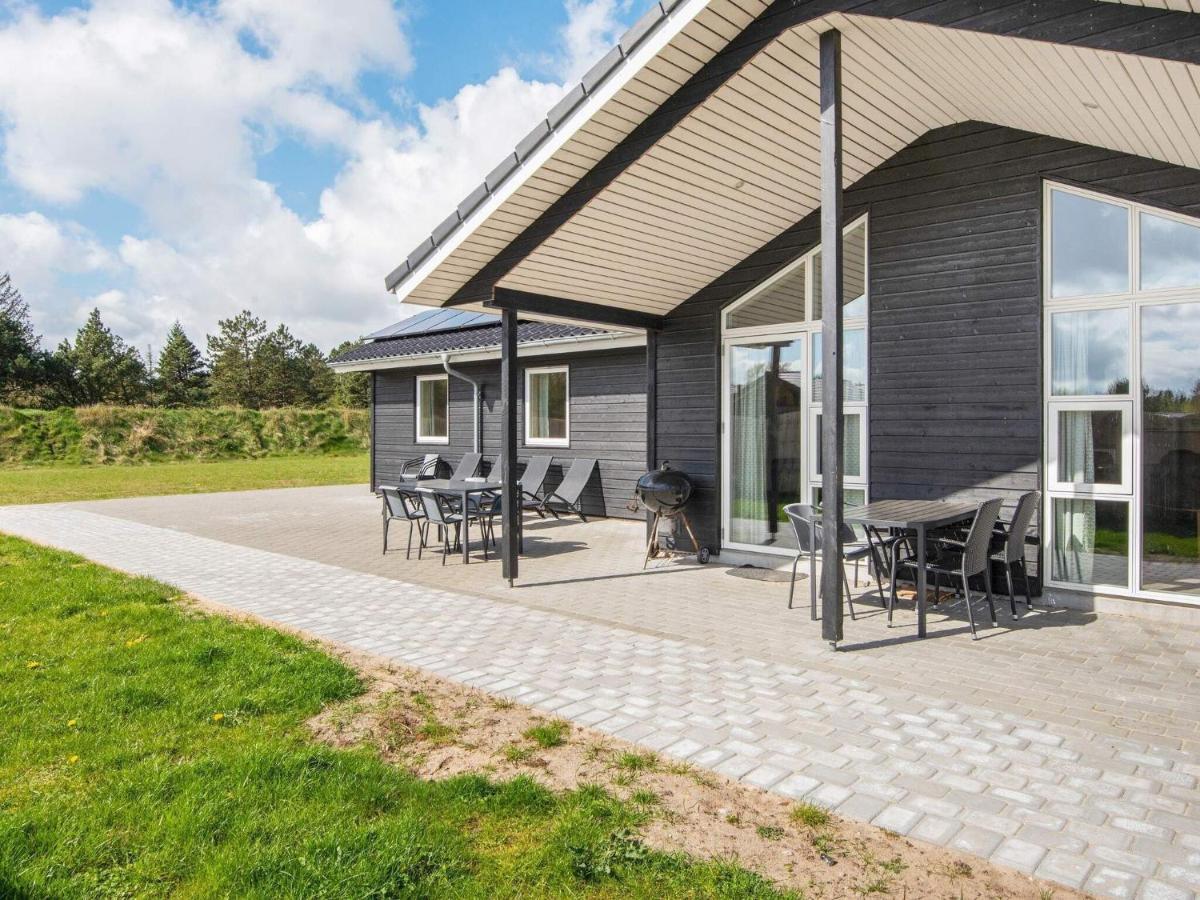 16 Person Holiday Home In R M Rømø Kirkeby Eksteriør billede