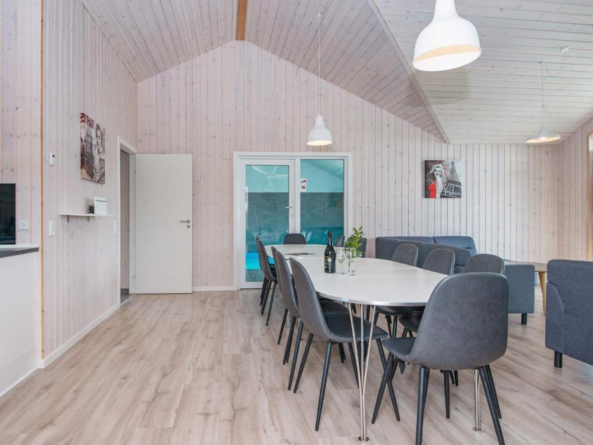 16 Person Holiday Home In R M Rømø Kirkeby Eksteriør billede